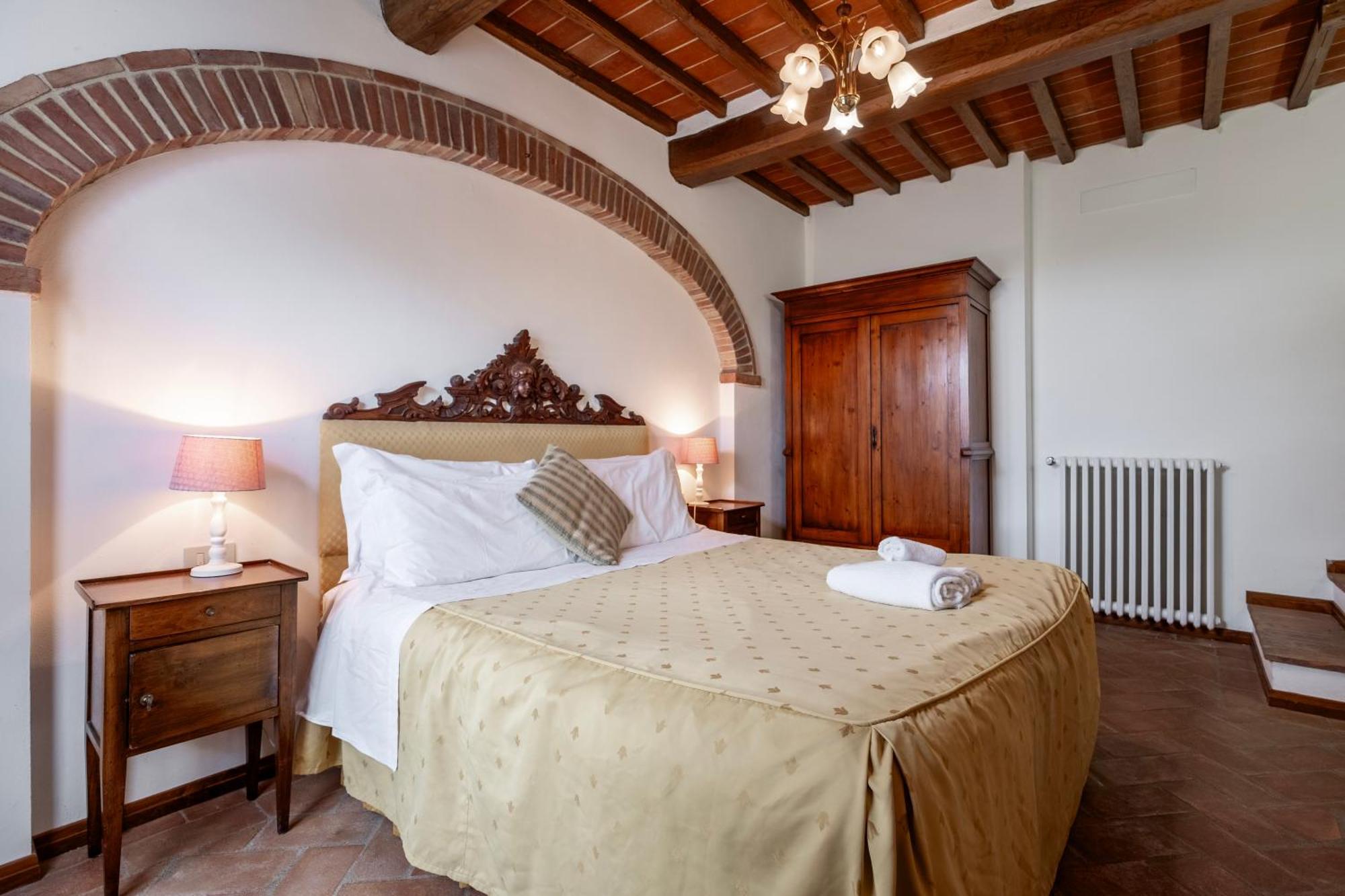 Agriturismo Borgo Sant'Ercolano 齐奇亚诺 外观 照片